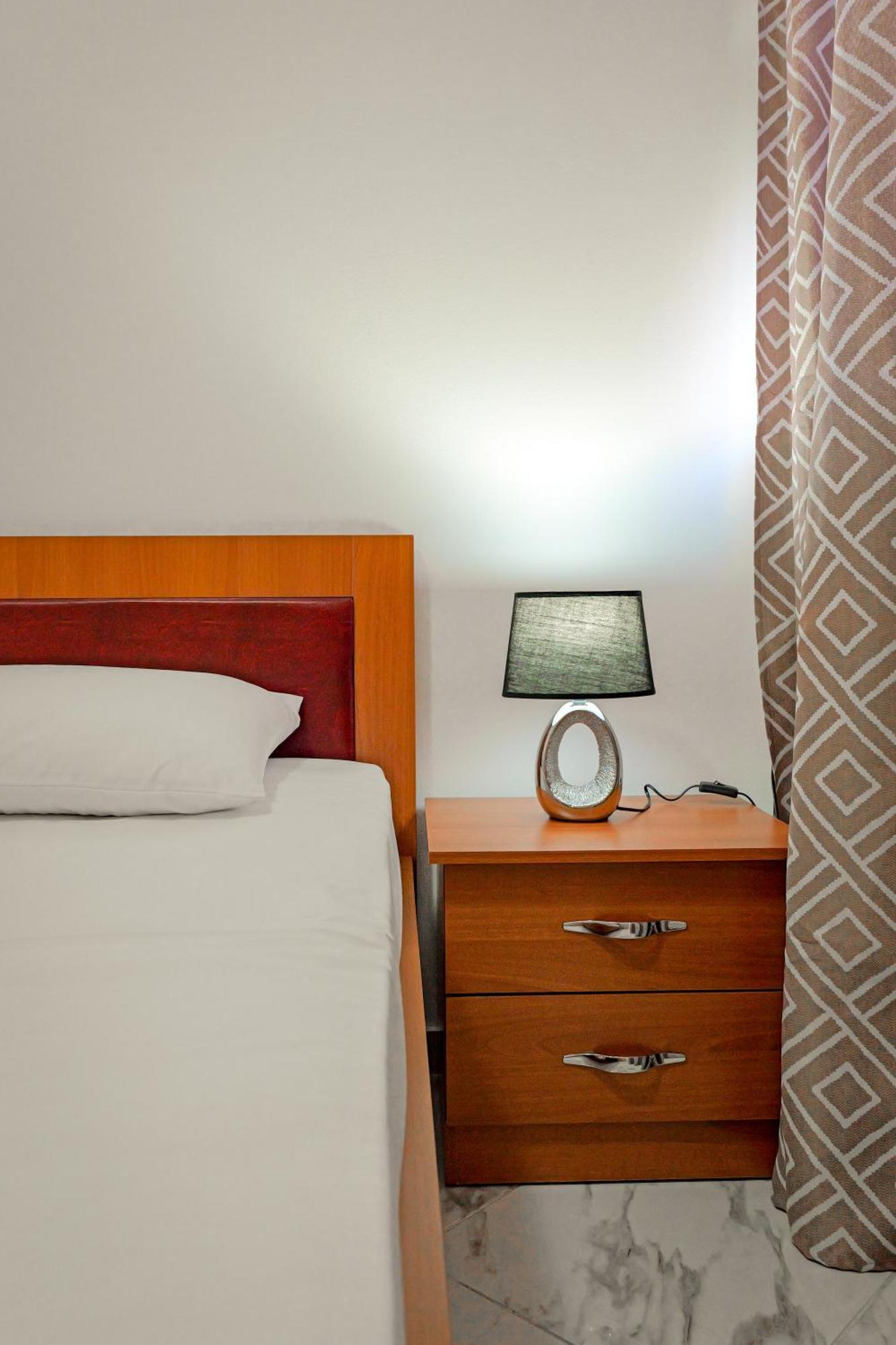 Valentina Apartment 1 Sarandë Eksteriør bilde