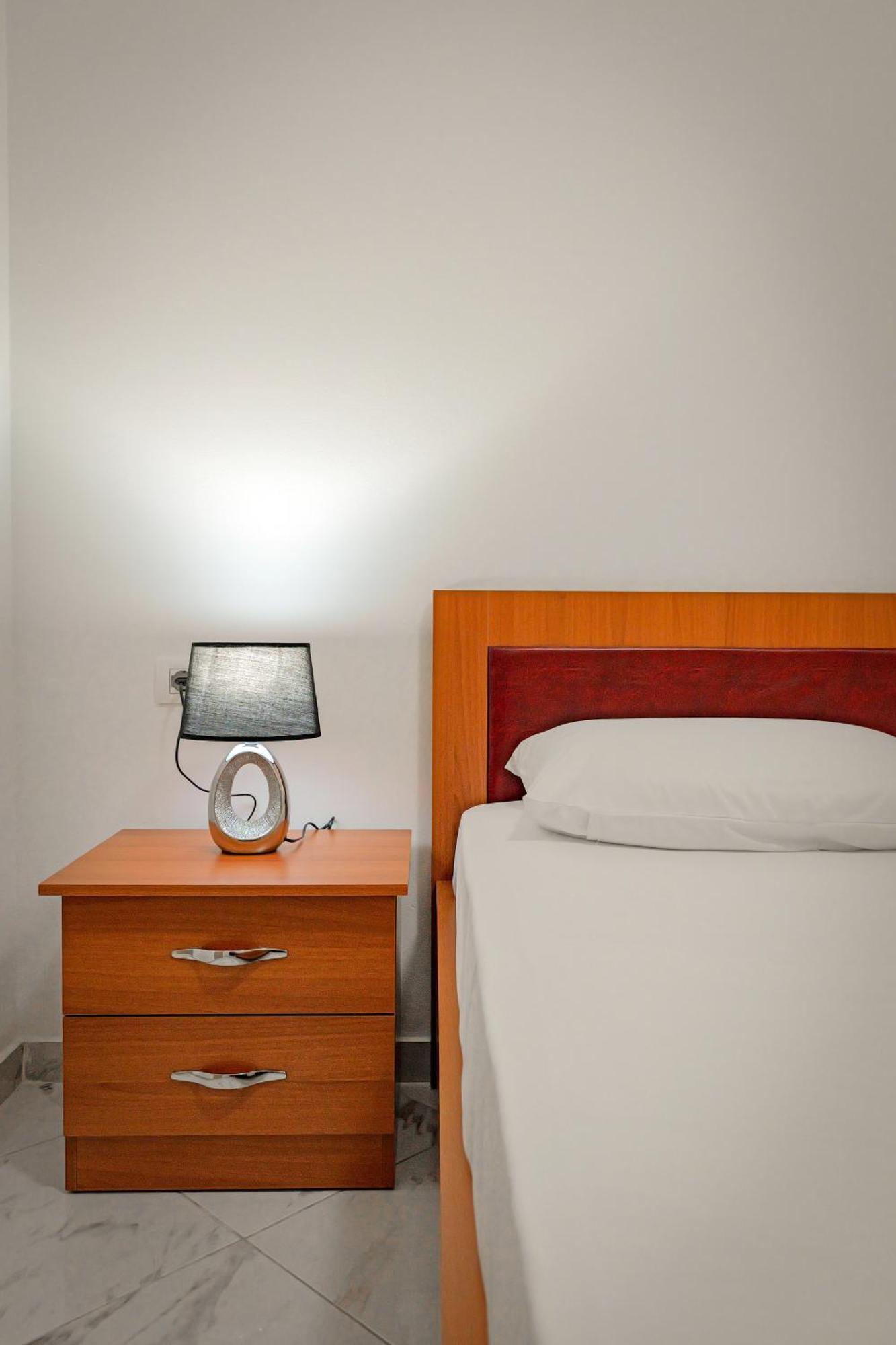 Valentina Apartment 1 Sarandë Eksteriør bilde