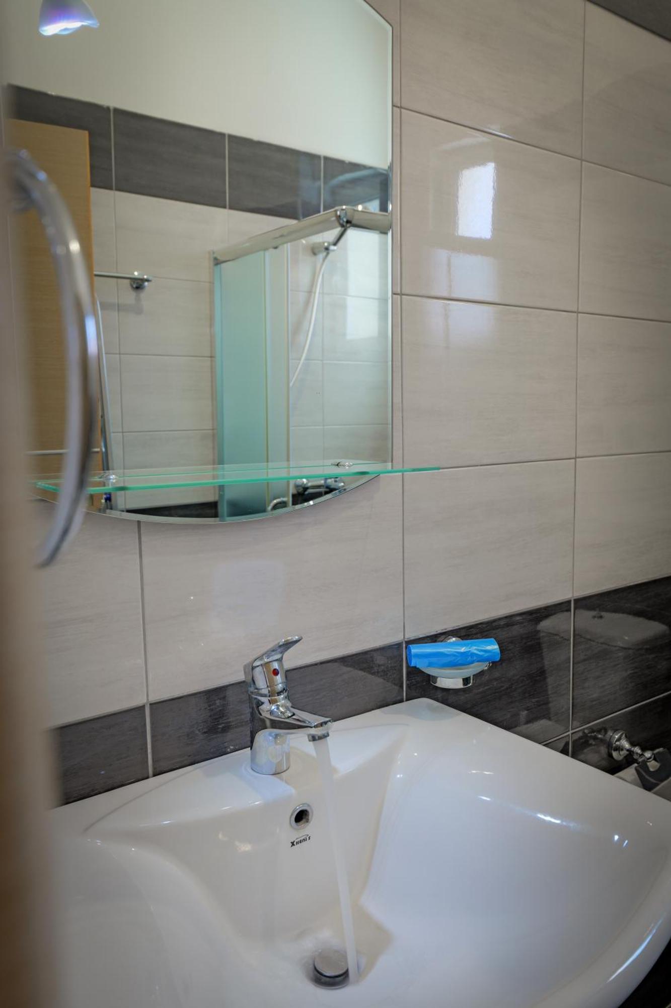 Valentina Apartment 1 Sarandë Eksteriør bilde