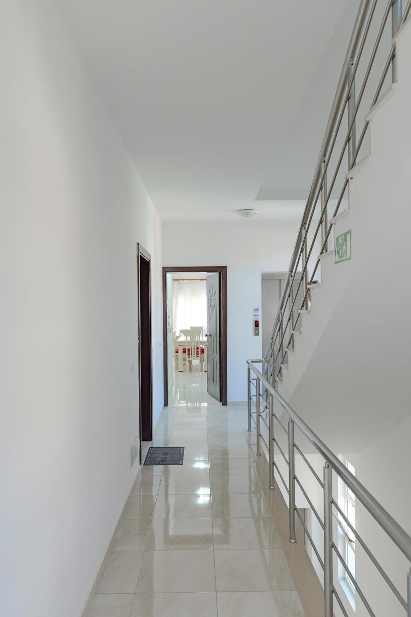 Valentina Apartment 1 Sarandë Eksteriør bilde