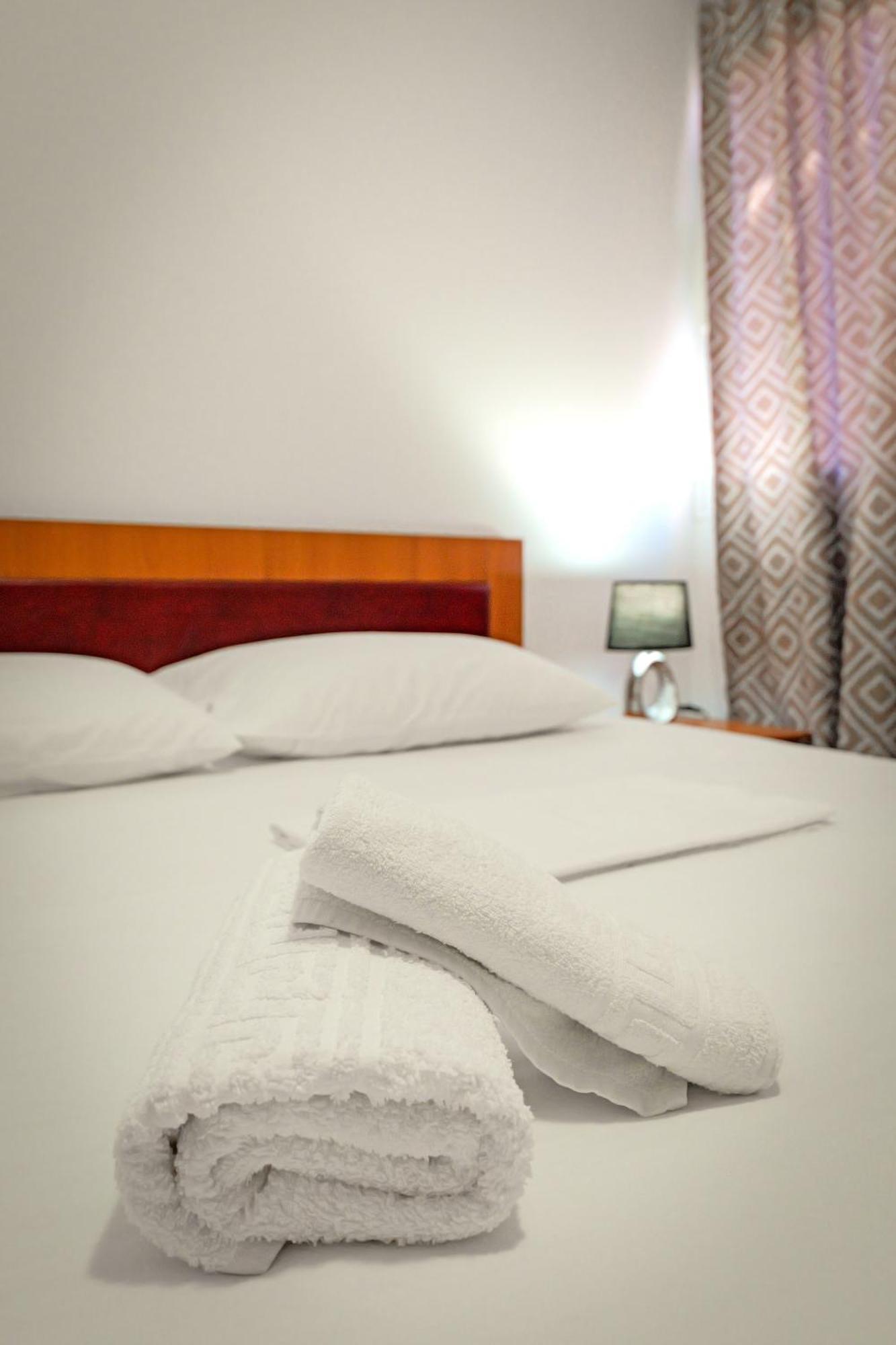 Valentina Apartment 1 Sarandë Eksteriør bilde