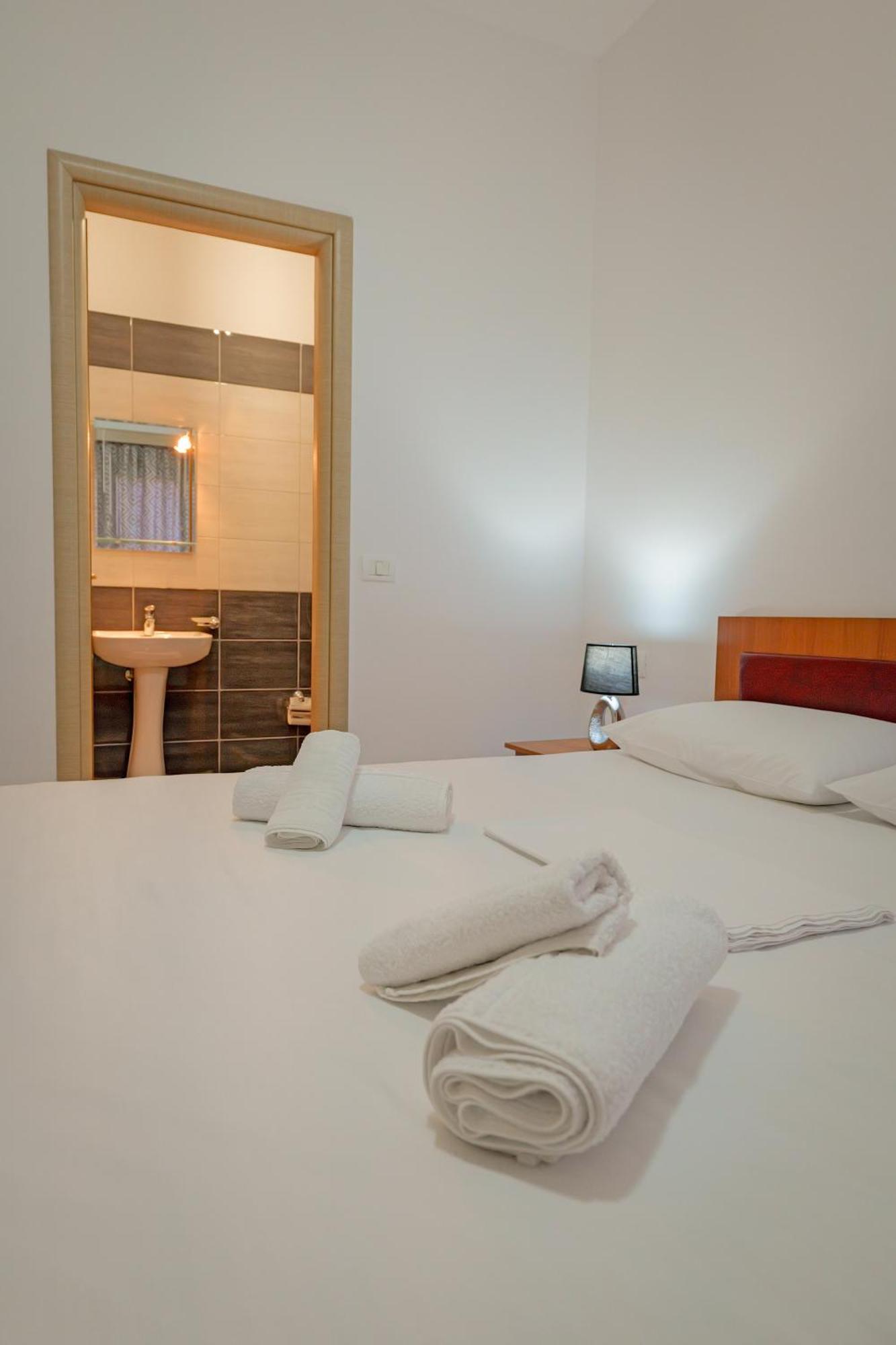 Valentina Apartment 1 Sarandë Eksteriør bilde